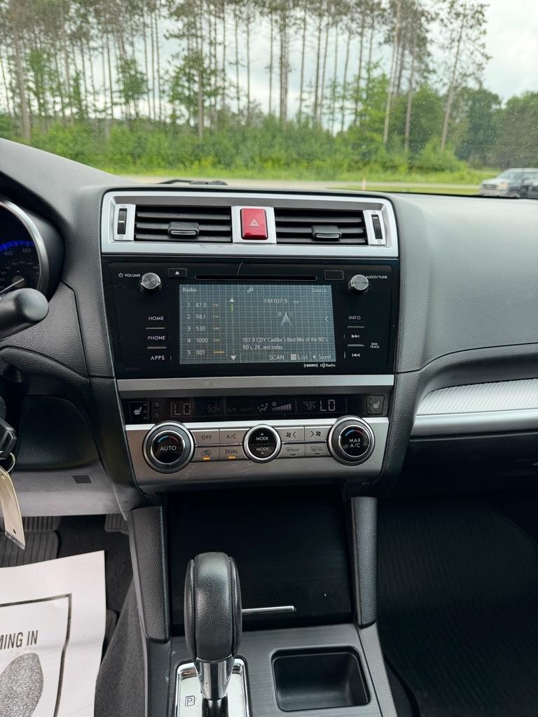 Subaru Legacy  2015