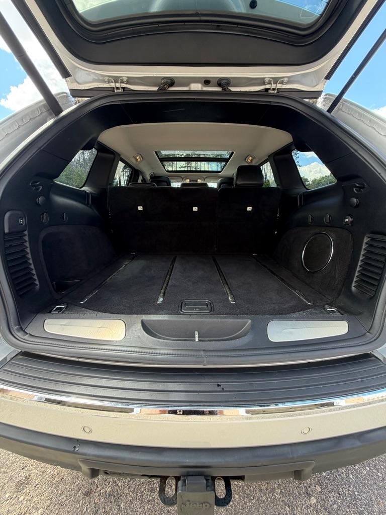Jeep Grand Cherokee  2011