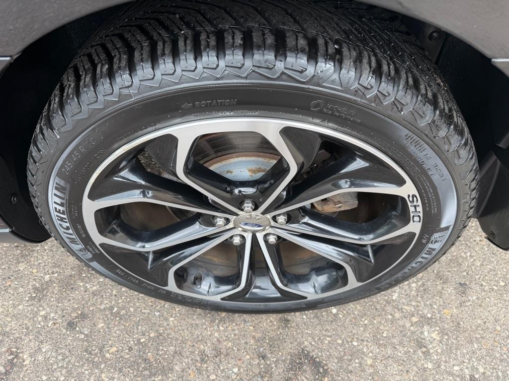 Ford Taurus  2013