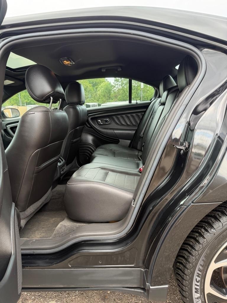 Ford Taurus  2013