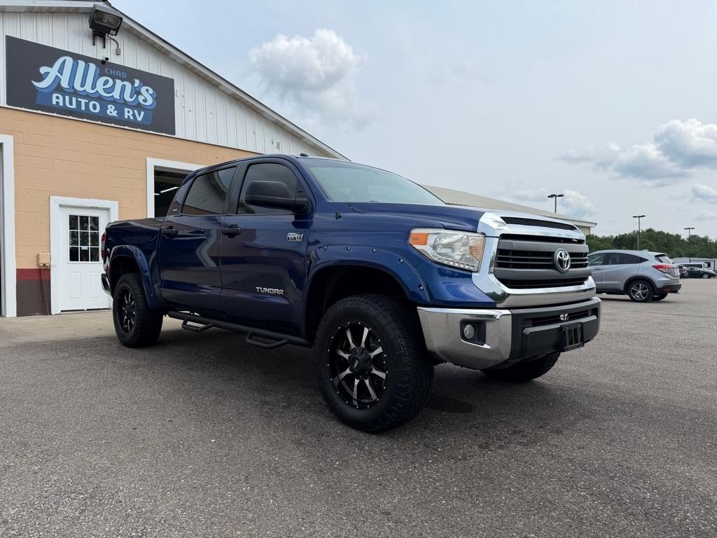Toyota Tundra  2015
