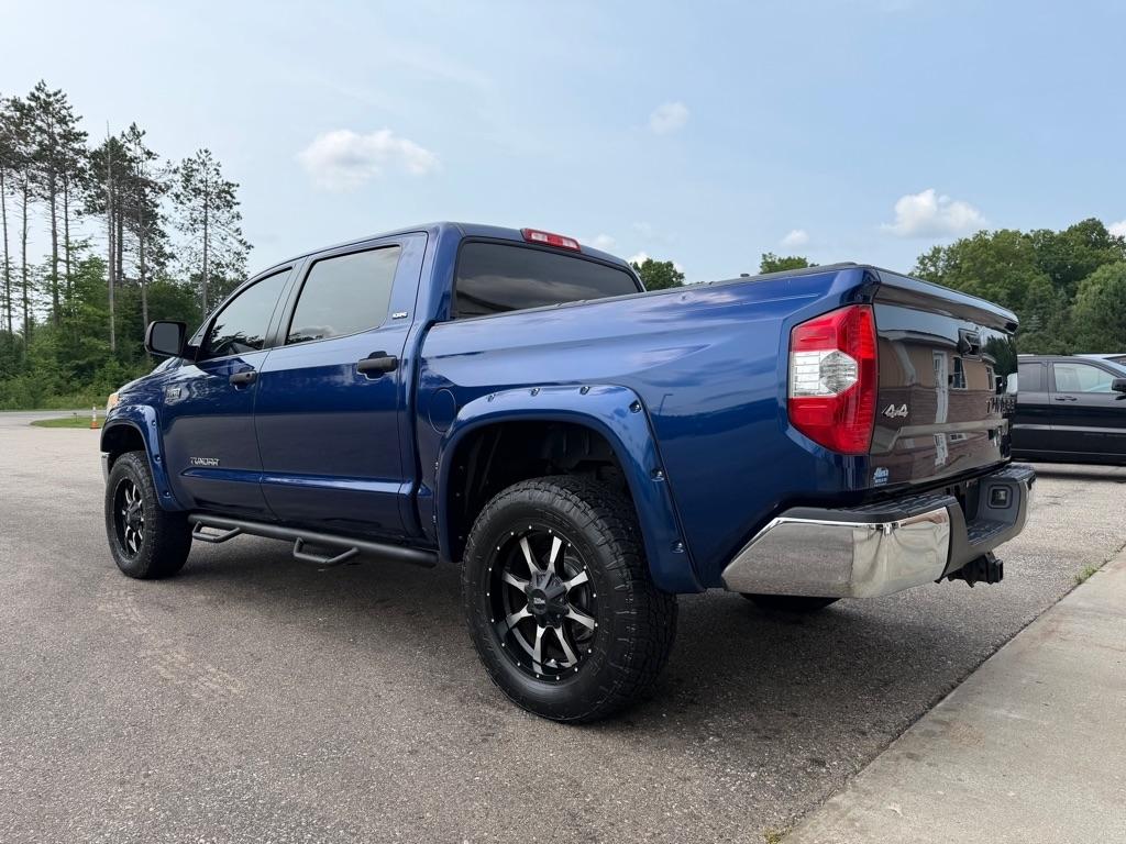 Toyota Tundra  2015