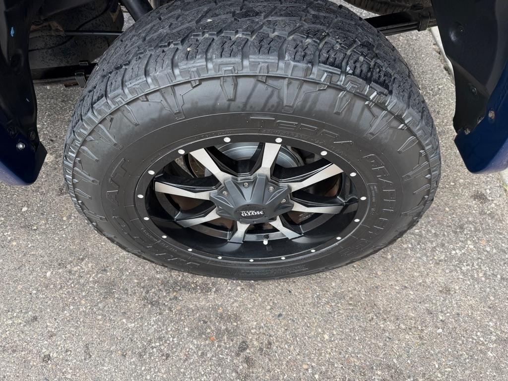 Toyota Tundra  2015