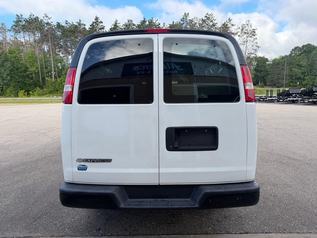 Chevrolet Express  2023