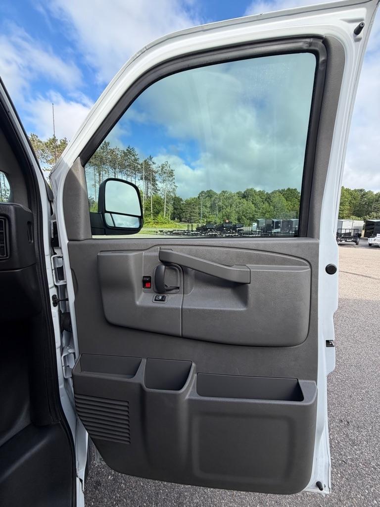 Chevrolet Express  2023