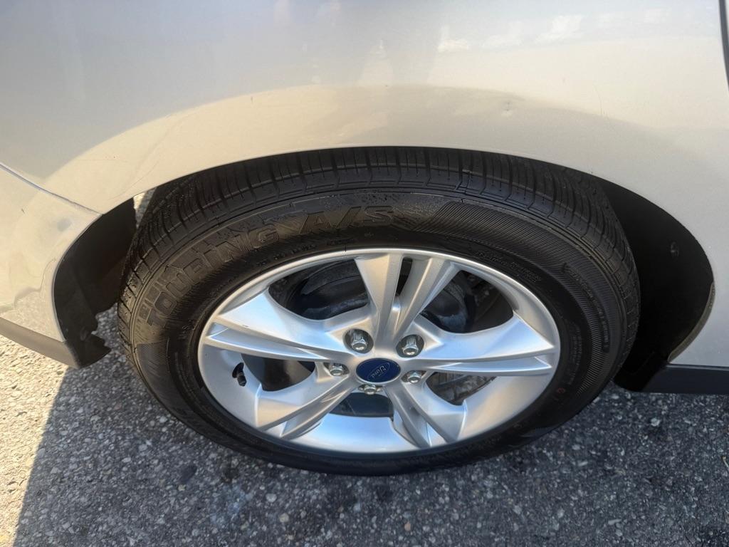Ford Focus  2014