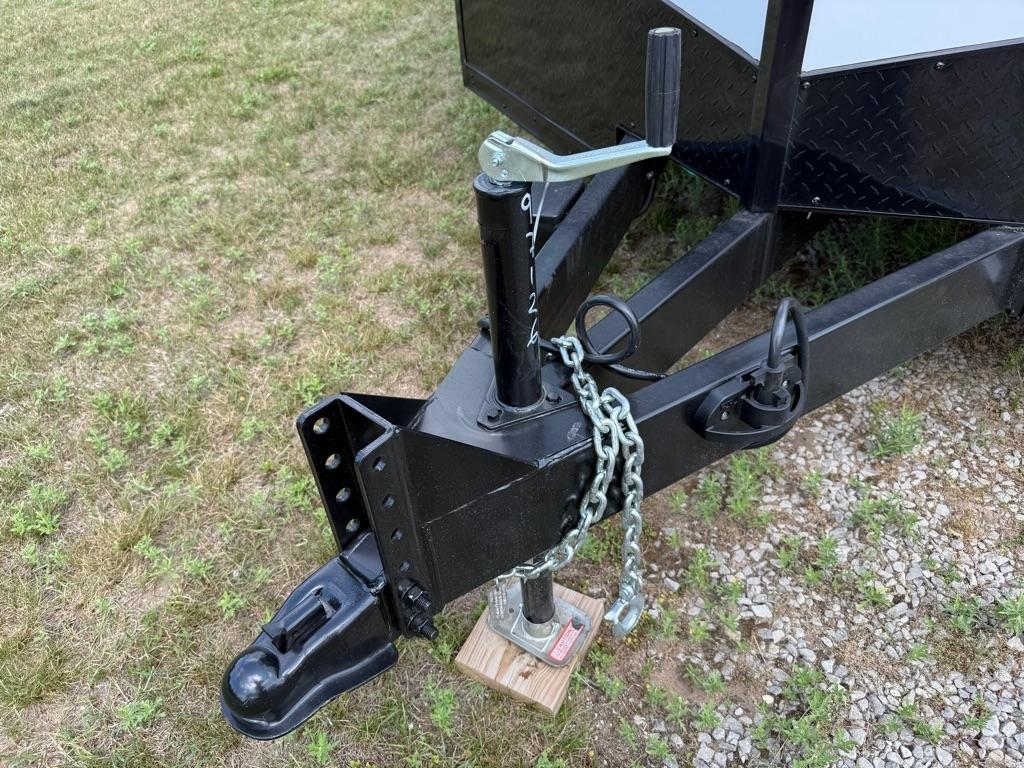 Haulin Trailer  2027