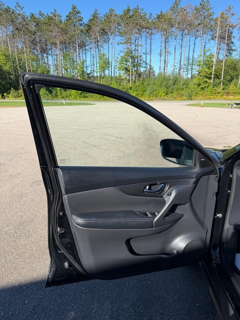 Nissan Rogue  2019