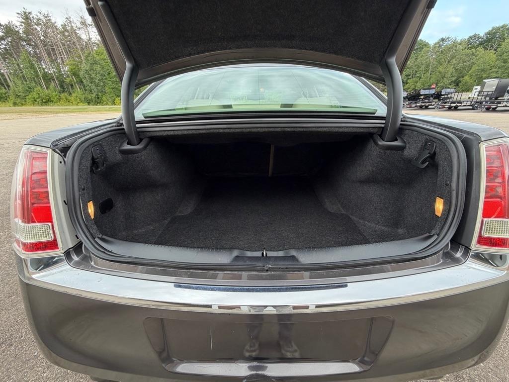 Chrysler 300  2013
