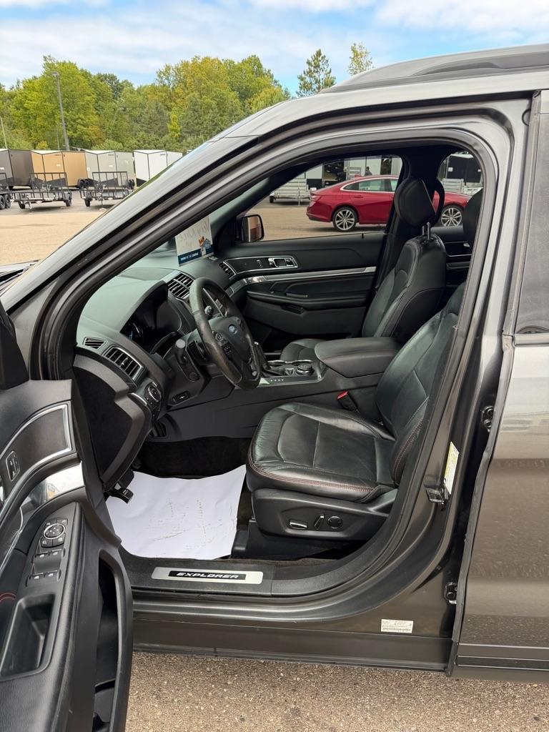 Ford Explorer  2016