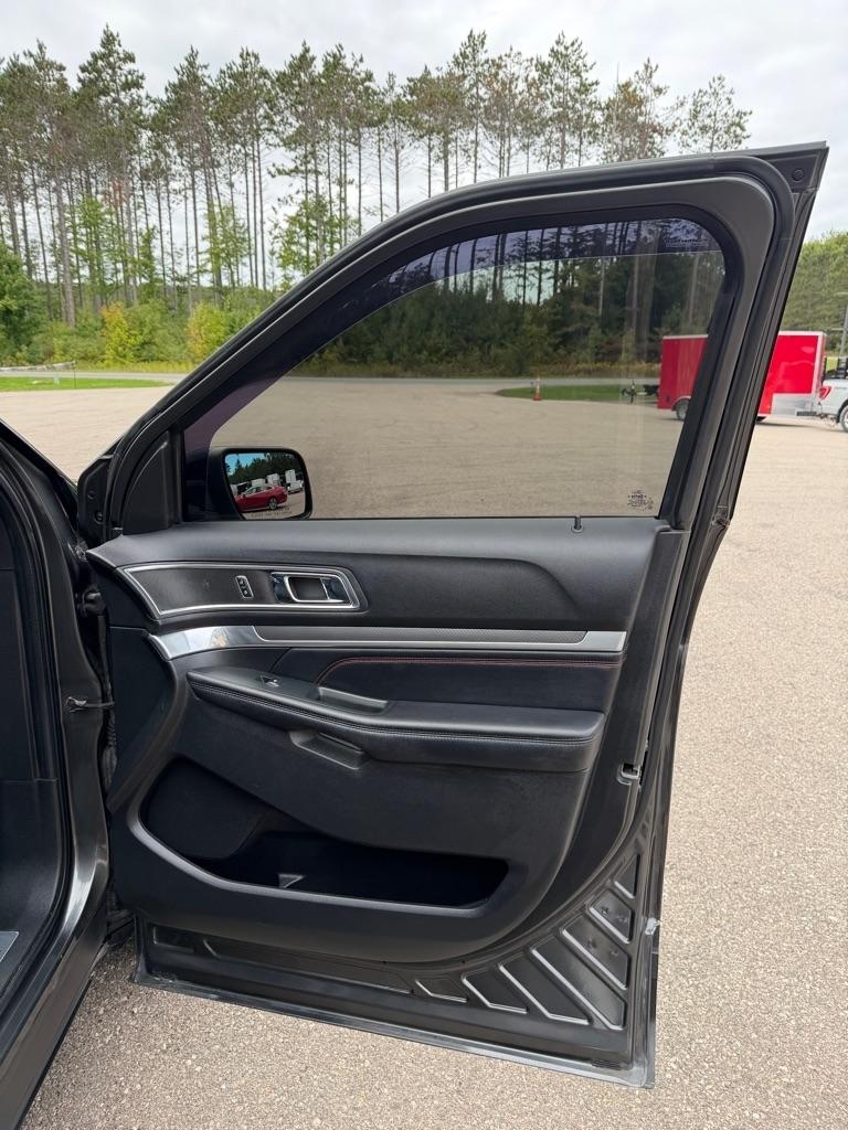 Ford Explorer  2016