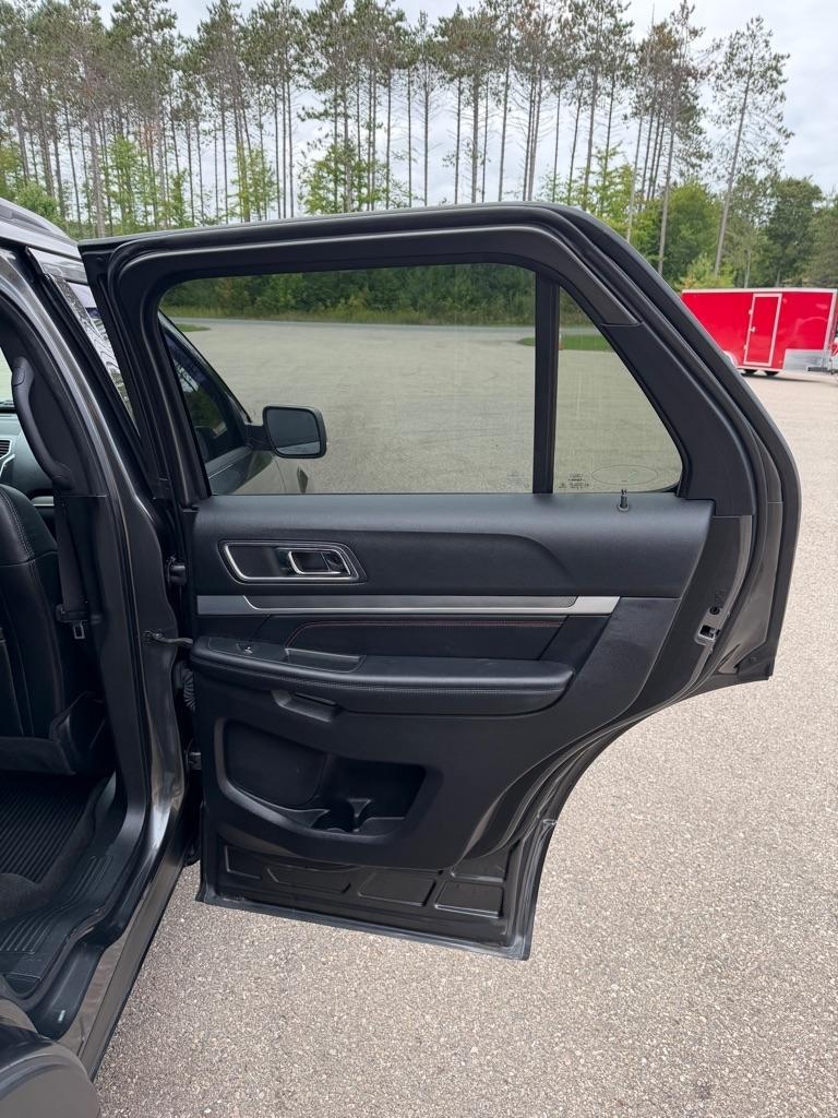 Ford Explorer  2016