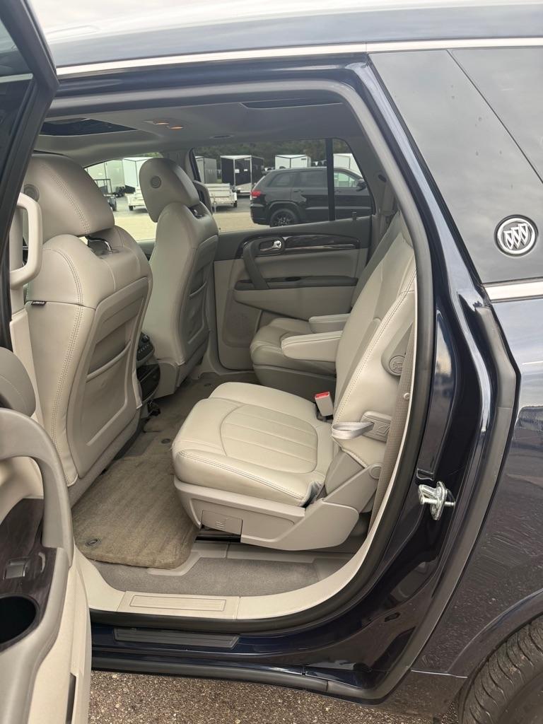 Buick Enclave  2016