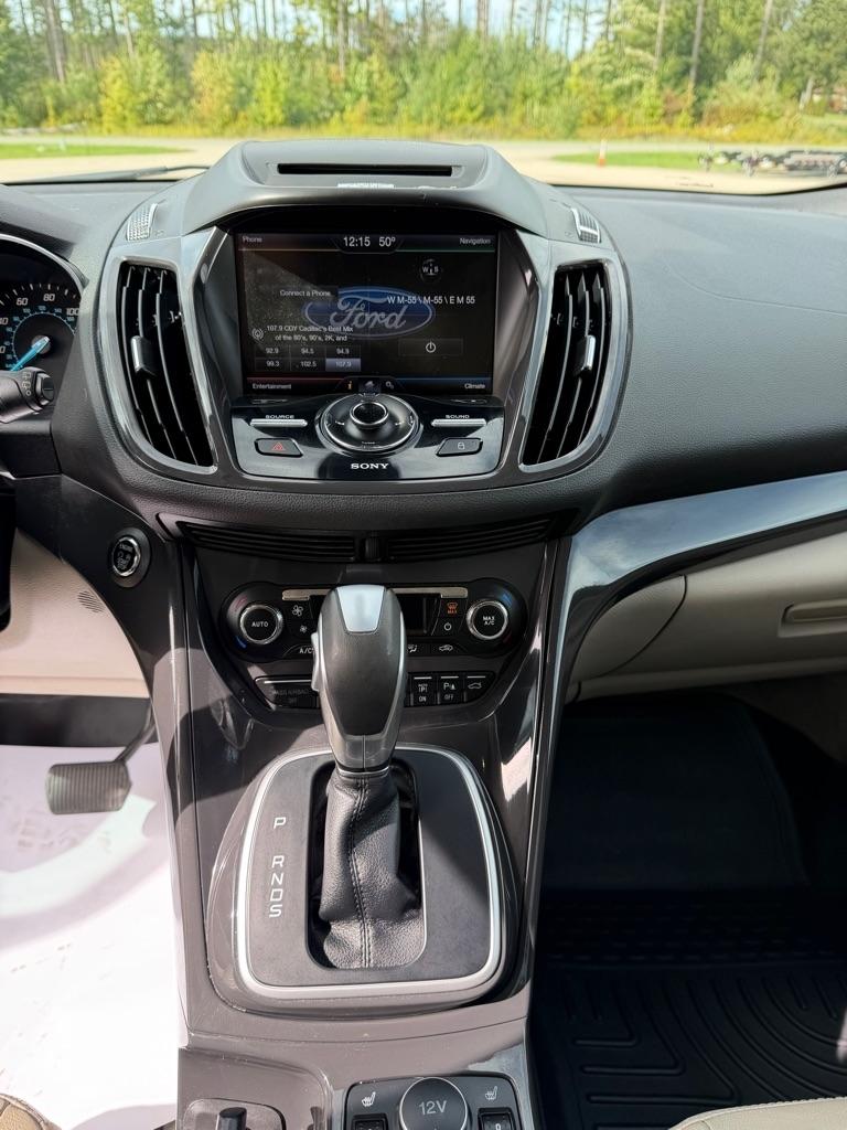 Ford Escape  2014
