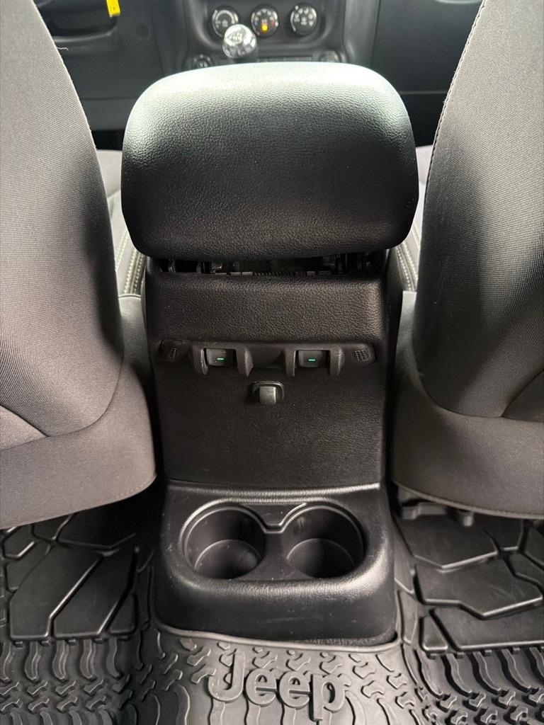 Jeep Wrangler  2013