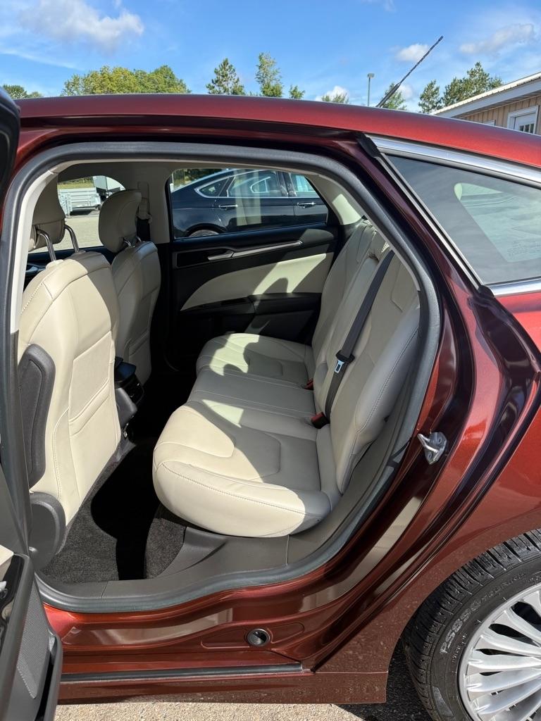 Ford Fusion  2015