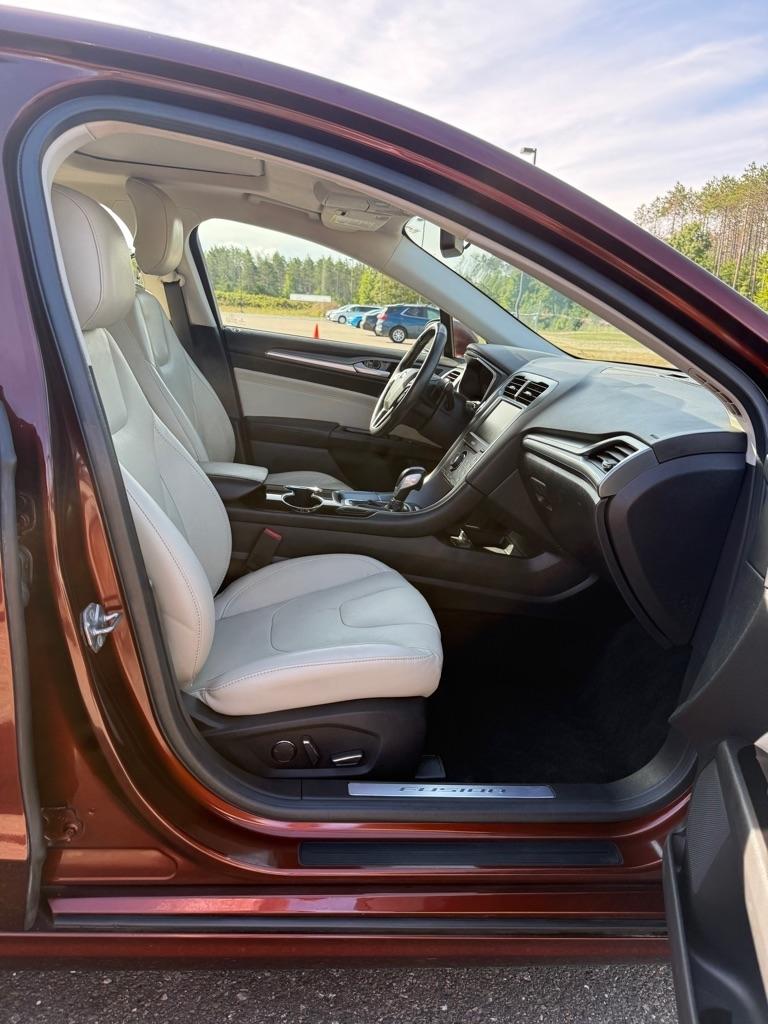 Ford Fusion  2015