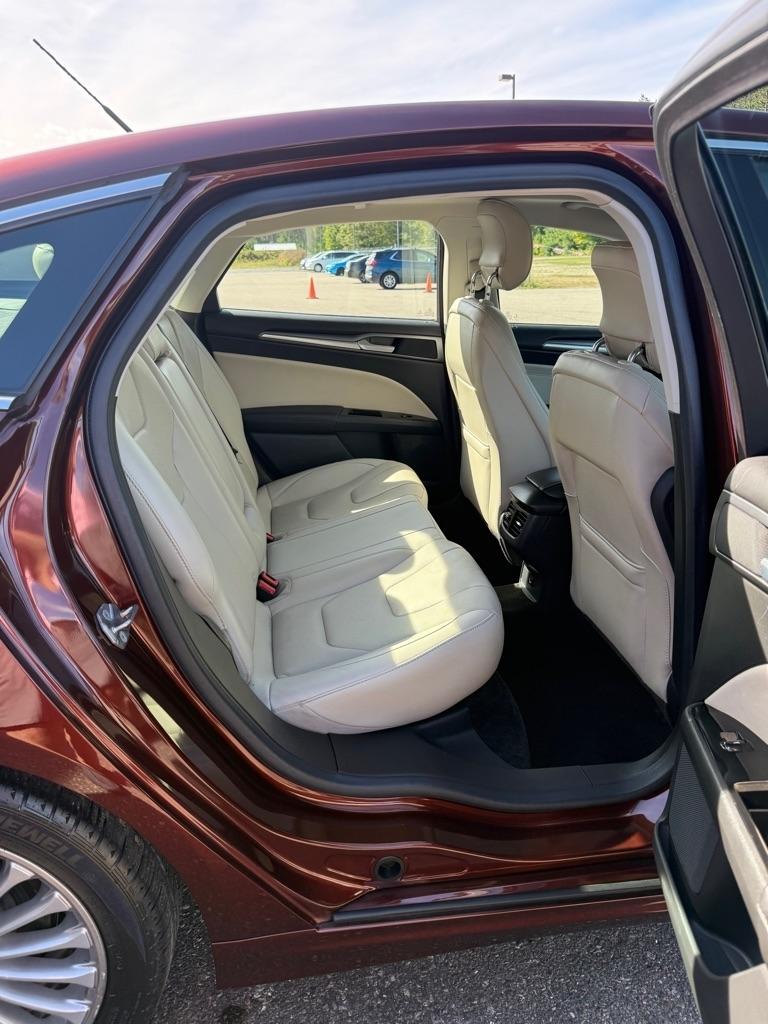 Ford Fusion  2015