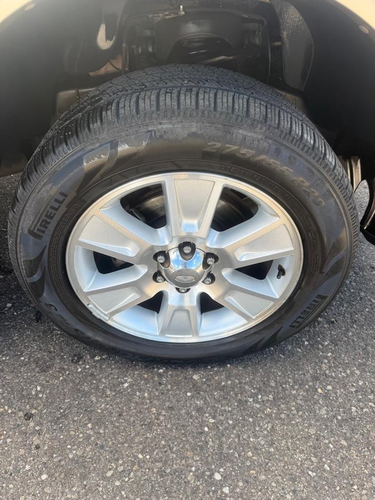 Ford F-150  2011