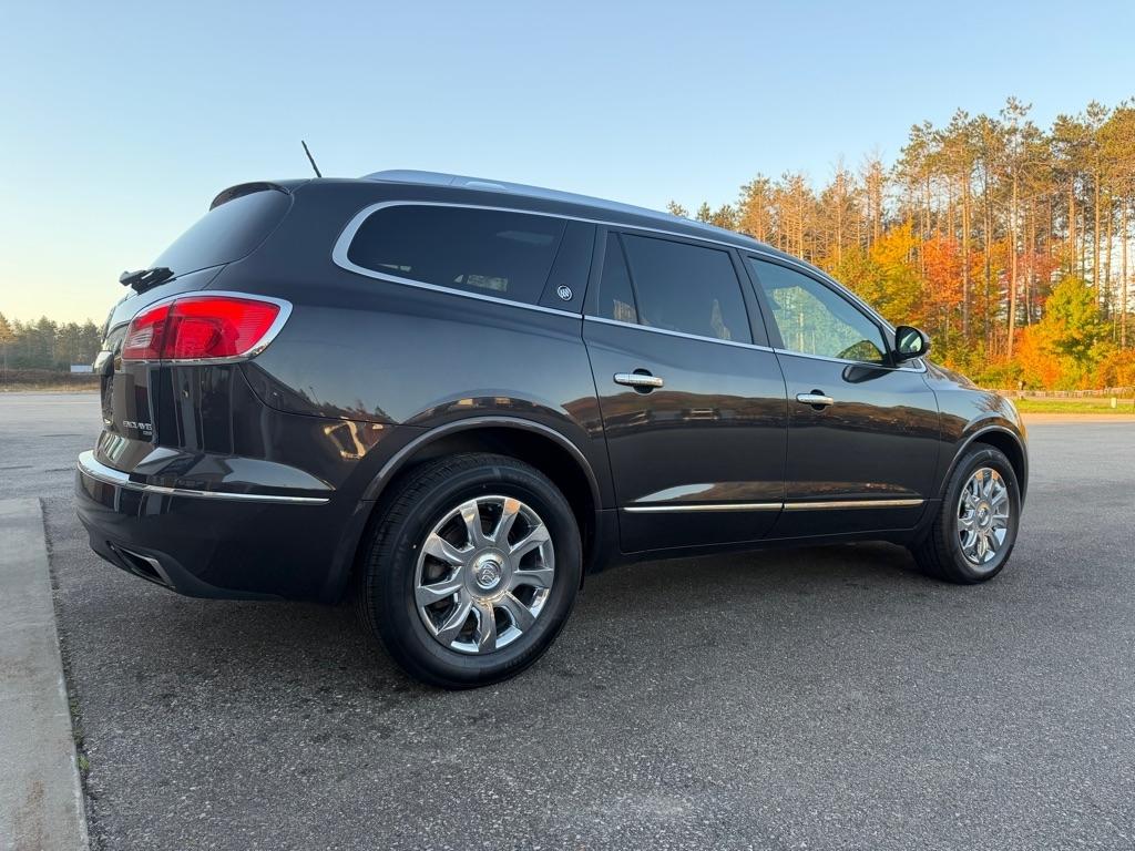 Buick Enclave  2017