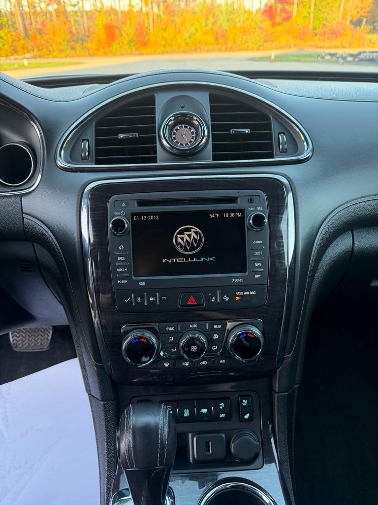 Buick Enclave  2017