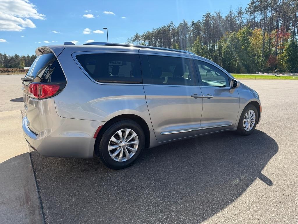 Chrysler Pacifica  2019