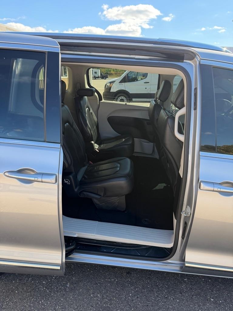 Chrysler Pacifica  2019