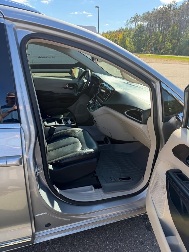 Chrysler Pacifica  2019