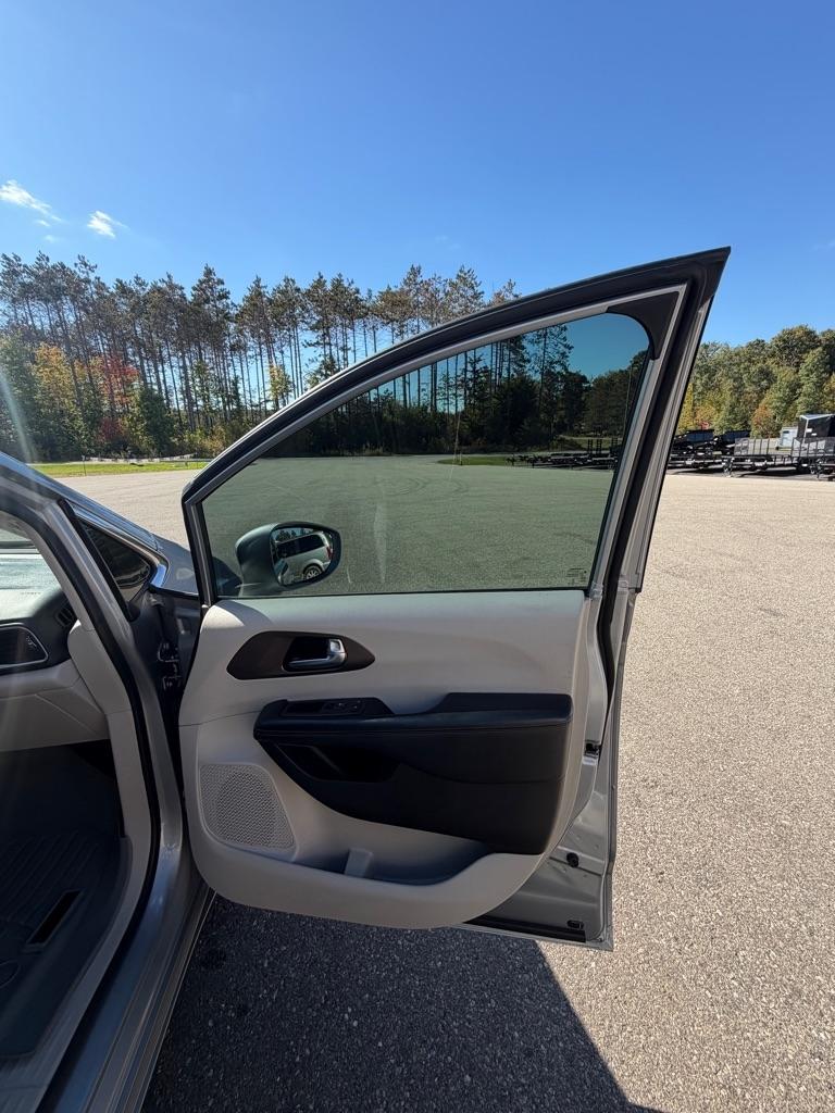 Chrysler Pacifica  2019