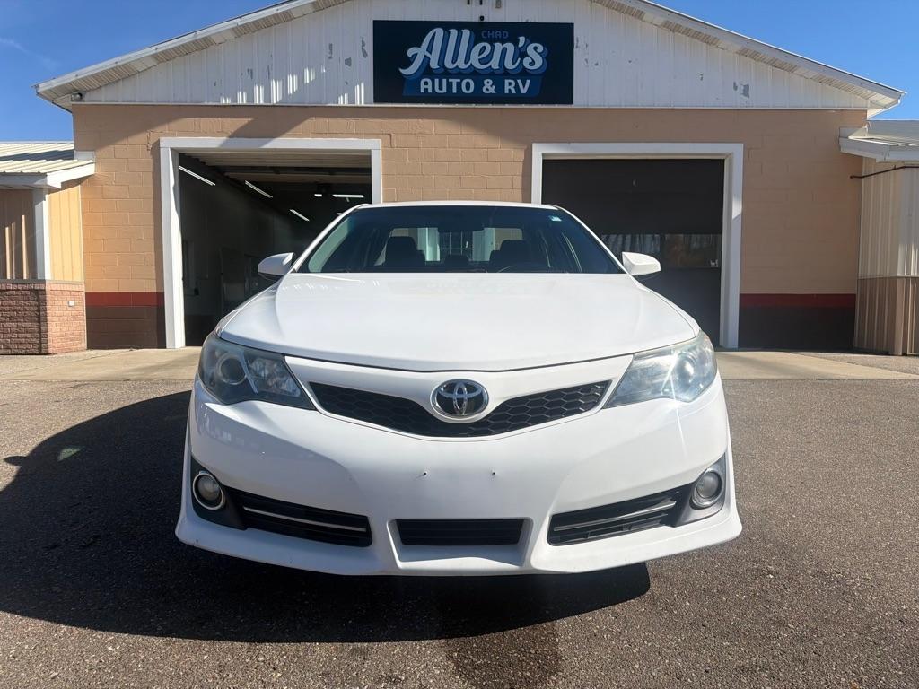 Toyota Camry  2013