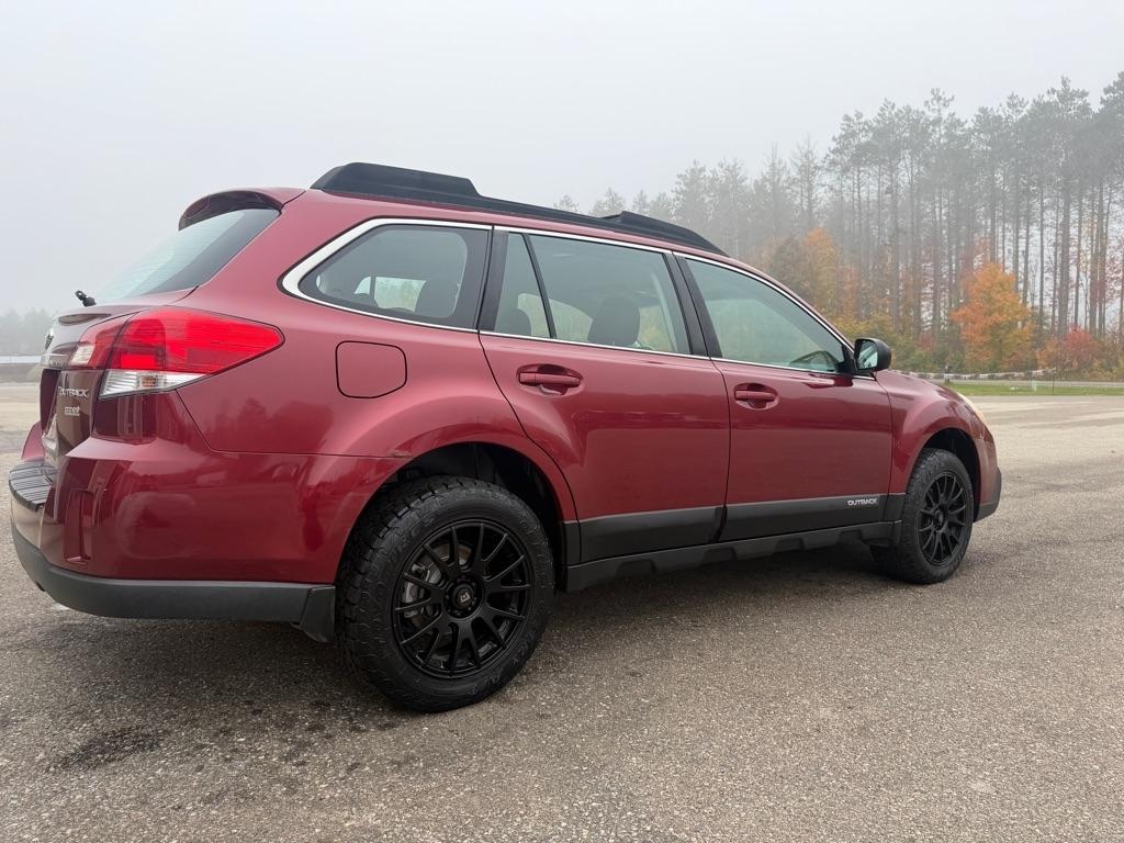 Subaru Outback  2013