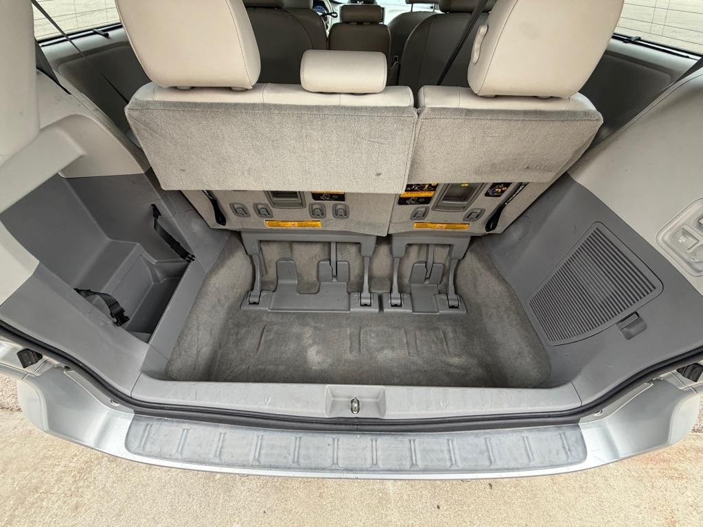 Toyota Sienna XLE 2014