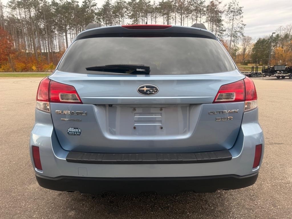 Subaru Outback 3.6R Limited 2011