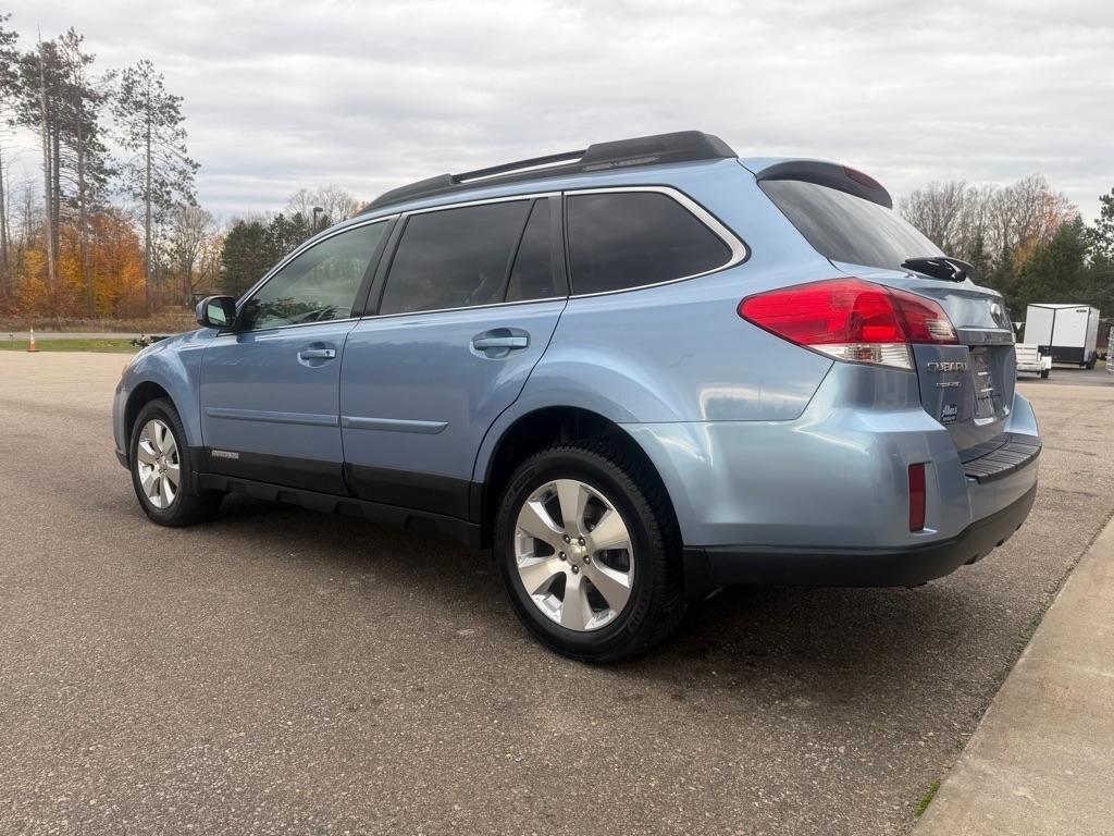 Subaru Outback 3.6R Limited 2011