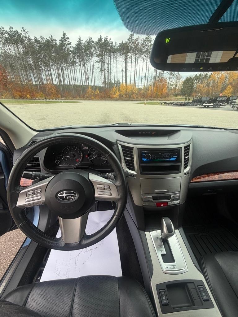 Subaru Outback 3.6R Limited 2011