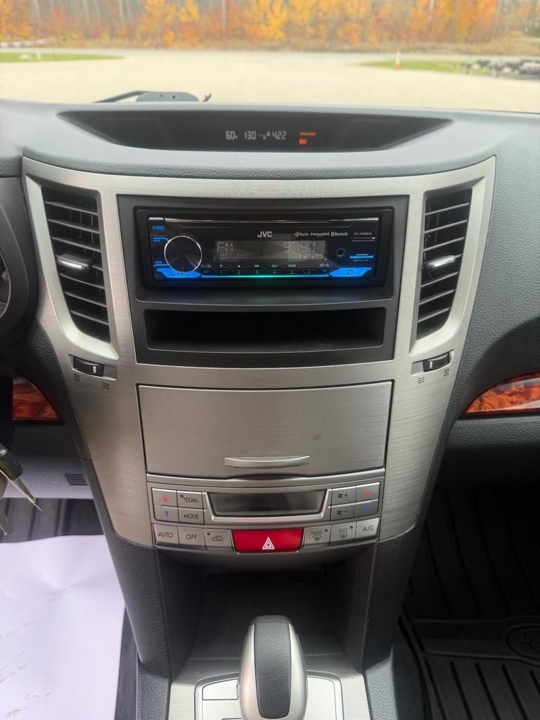 Subaru Outback 3.6R Limited 2011