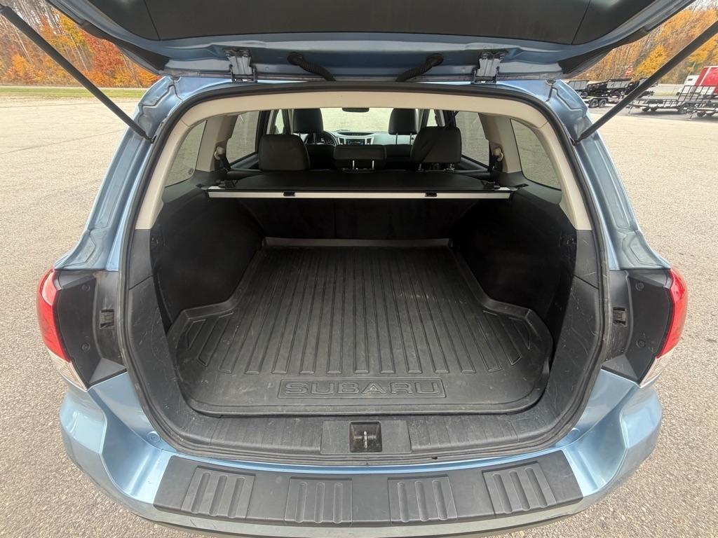 Subaru Outback 3.6R Limited 2011