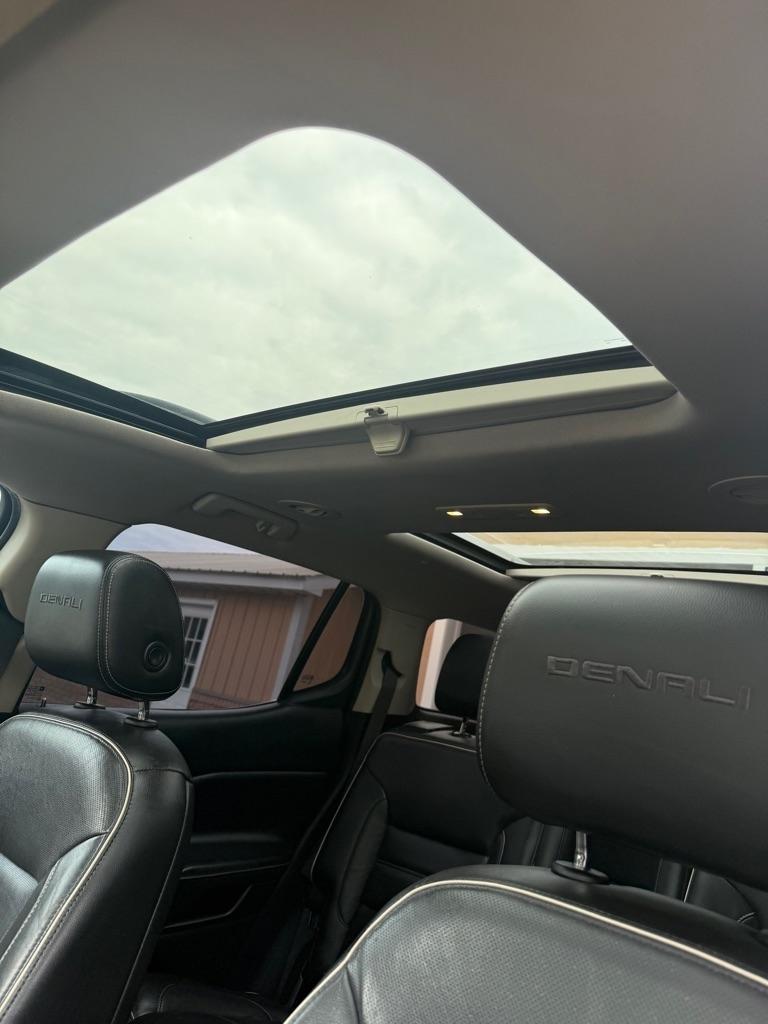 GMC Acadia  2018