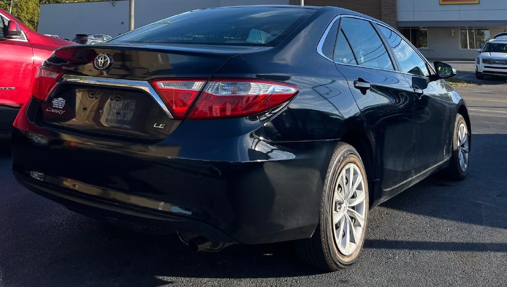 Toyota Camry LE 2016