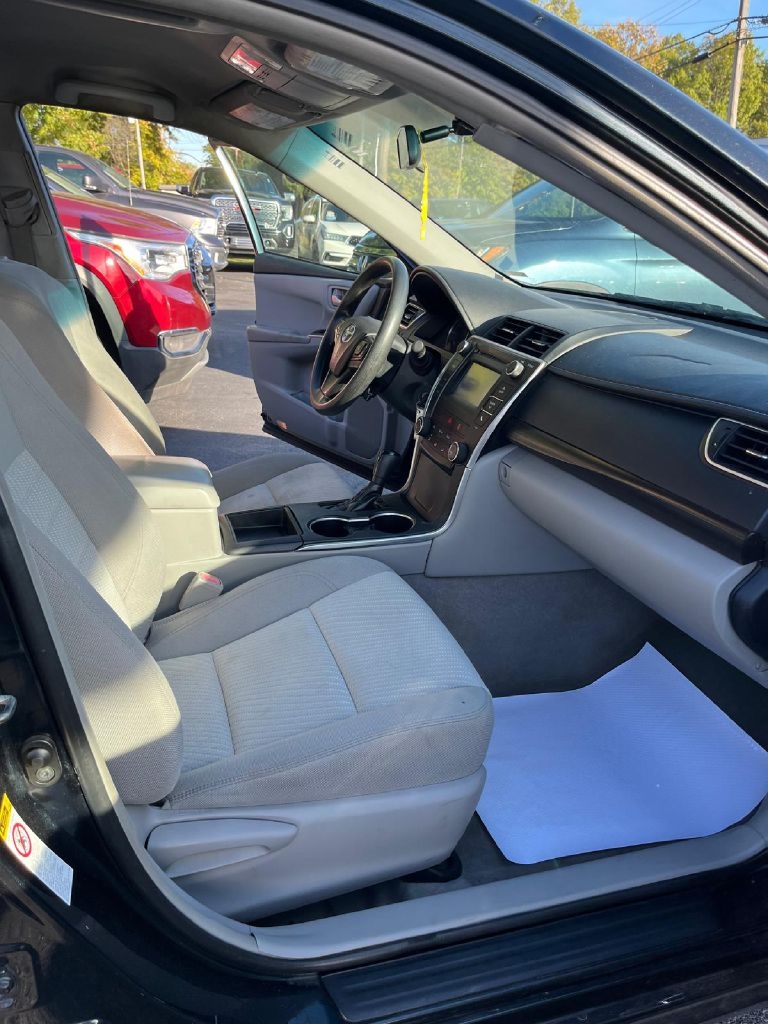 Toyota Camry LE 2016