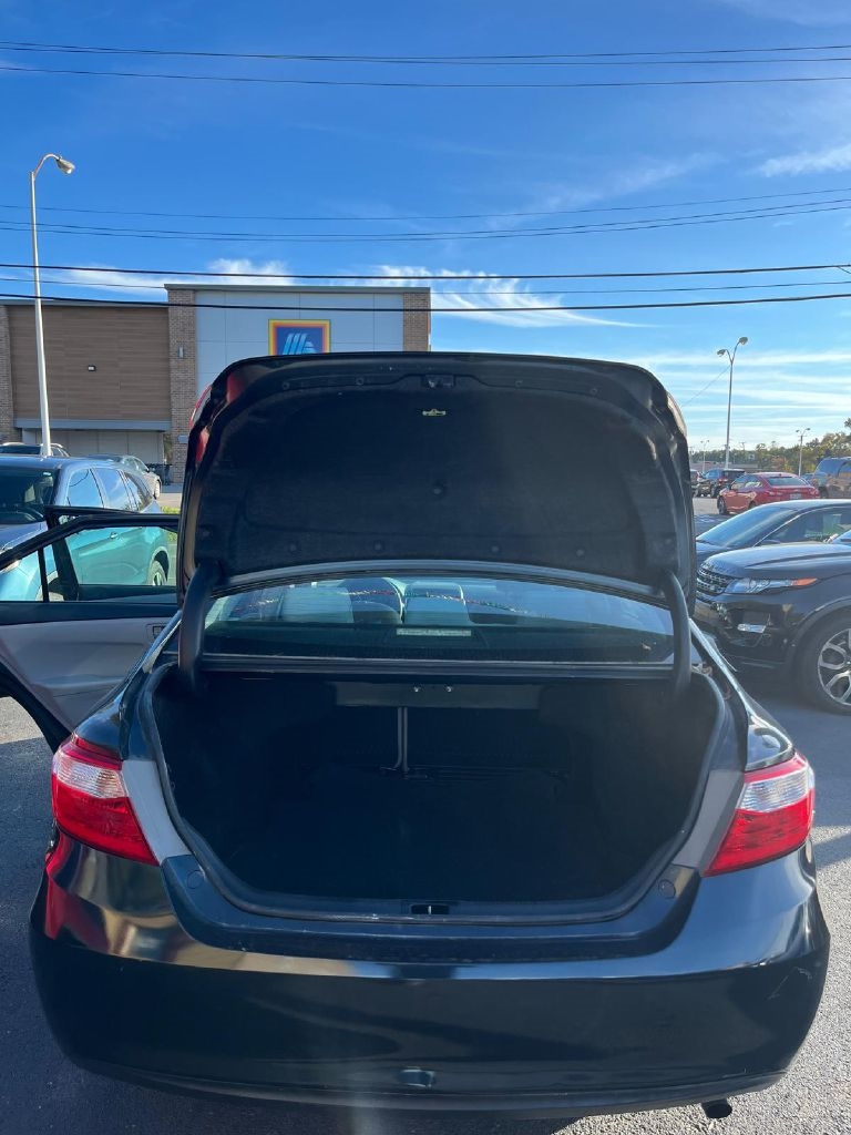 Toyota Camry LE 2016