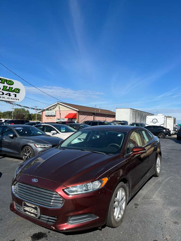 Ford Fusion SE 2016