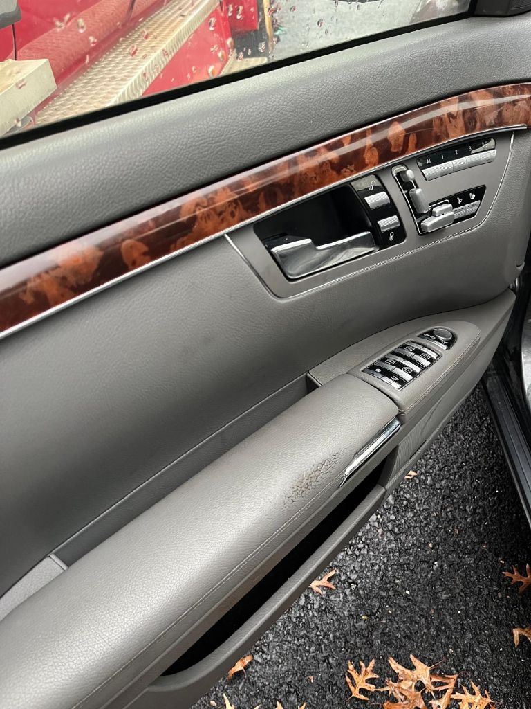 Mercedes-Benz S-Class S550 2008