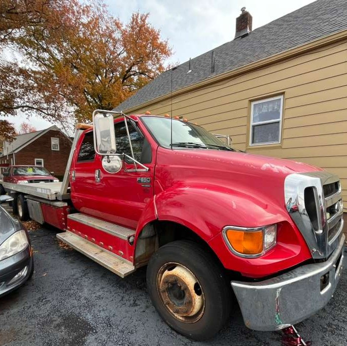 Ford F-650 Crew Cab 2WD DRW 2004