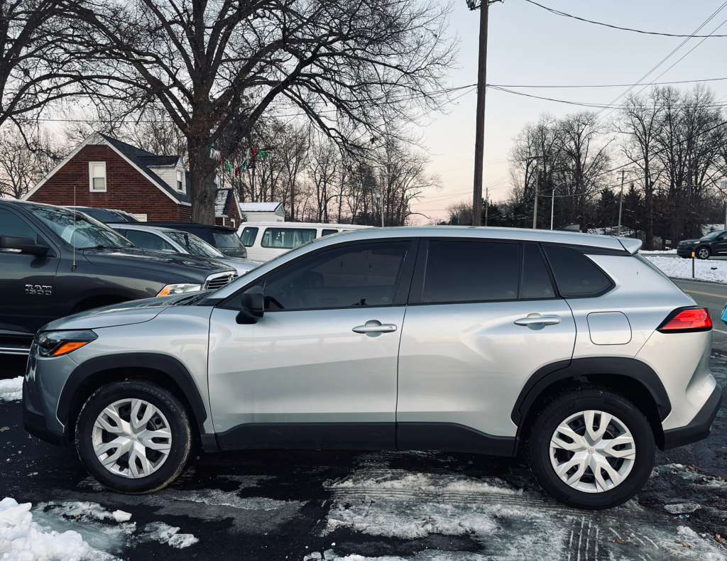 Toyota Corolla Cross L AWD 2023