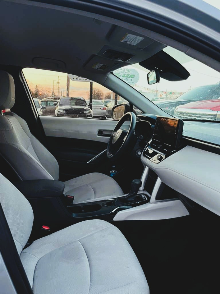Toyota Corolla Cross L AWD 2023