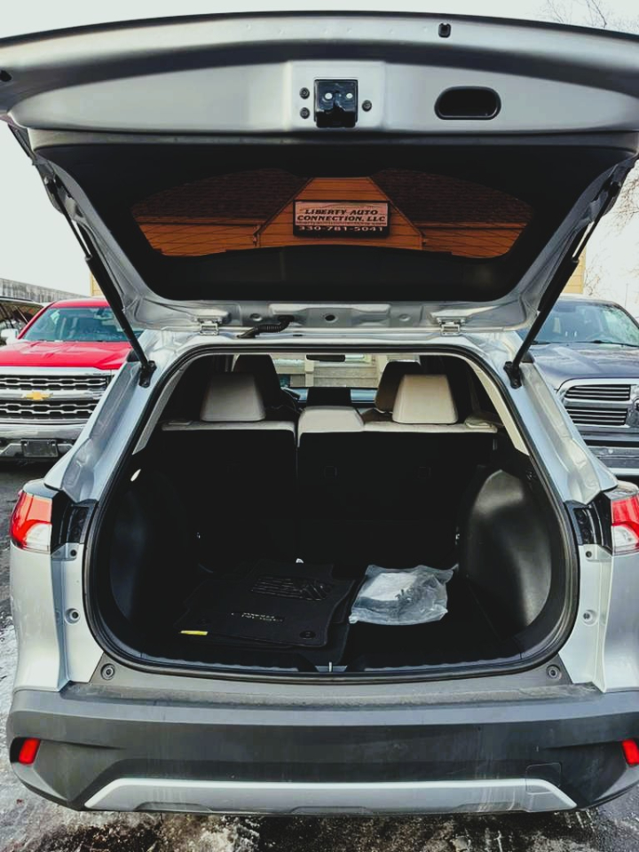 Toyota Corolla Cross L AWD 2023