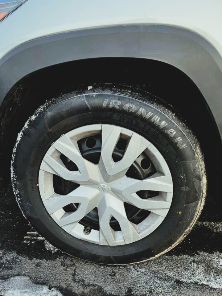 Toyota Corolla Cross L AWD 2023