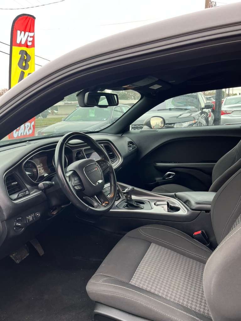 Dodge Challenger SXT 2019