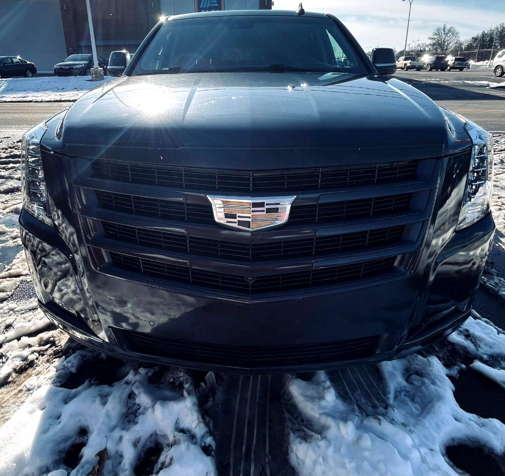 Cadillac Escalade Luxury 4WD 2016